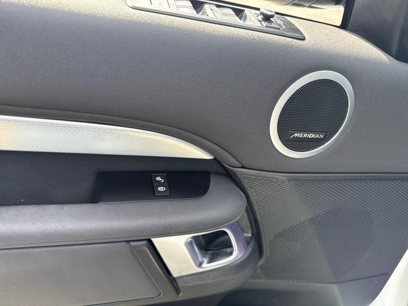 Land Rover Discovery Landmark Edition 2020