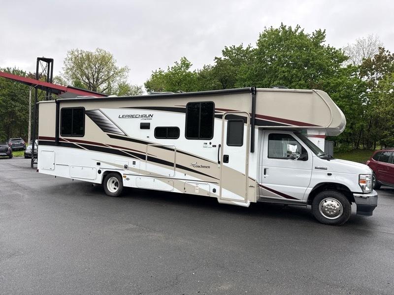 Ford Econoline E-450 2021