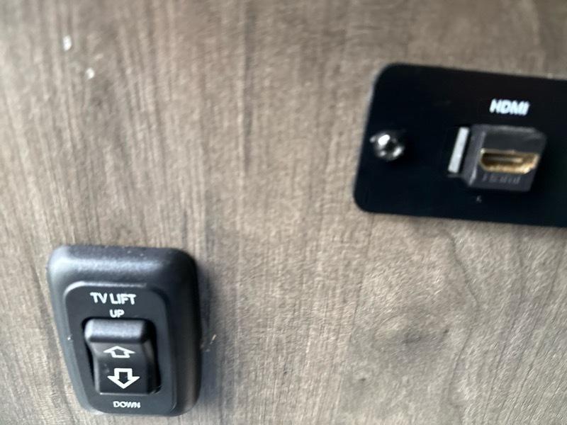 Ford Econoline E-450 2021