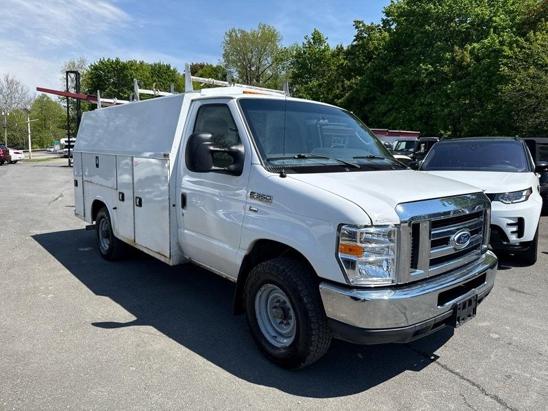 Ford Econoline E-350 Super Duty 2014
