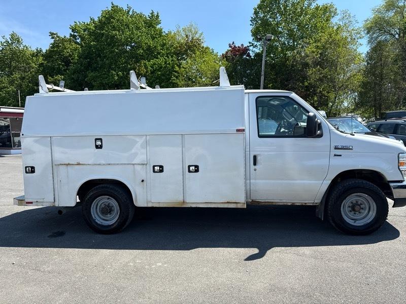 Ford Econoline E-350 Super Duty 2014
