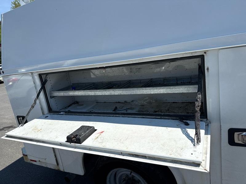 Ford Econoline E-350 Super Duty 2014