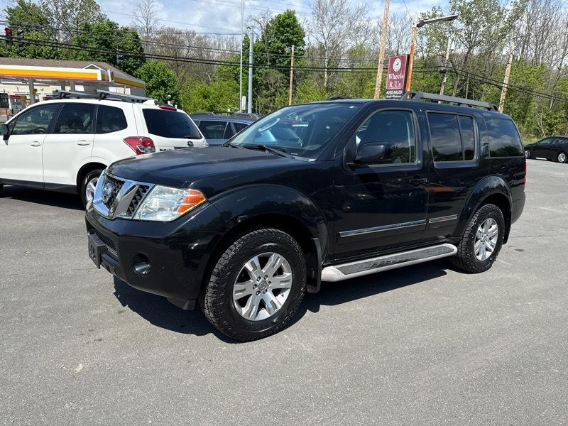 2012 Nissan Pathfinder LE 4WD