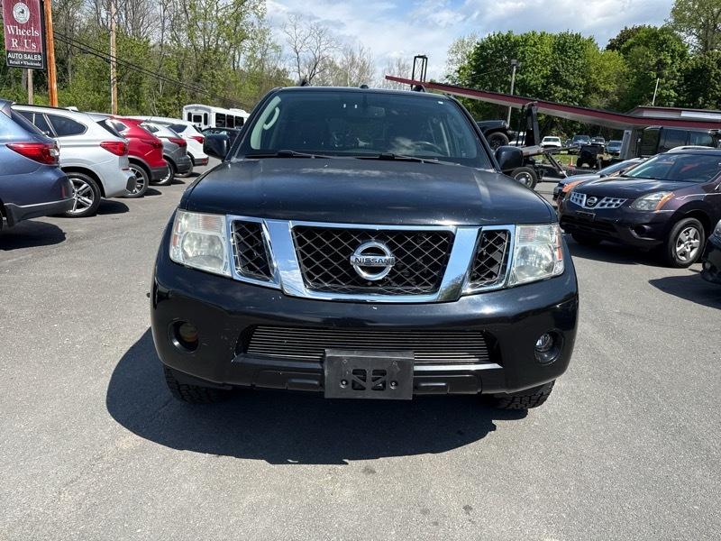 Nissan Pathfinder LE 4WD 2012