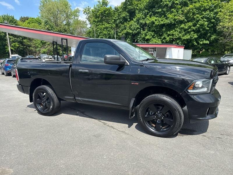 RAM 1500 4WD Reg Cab 120.5" Express 2014