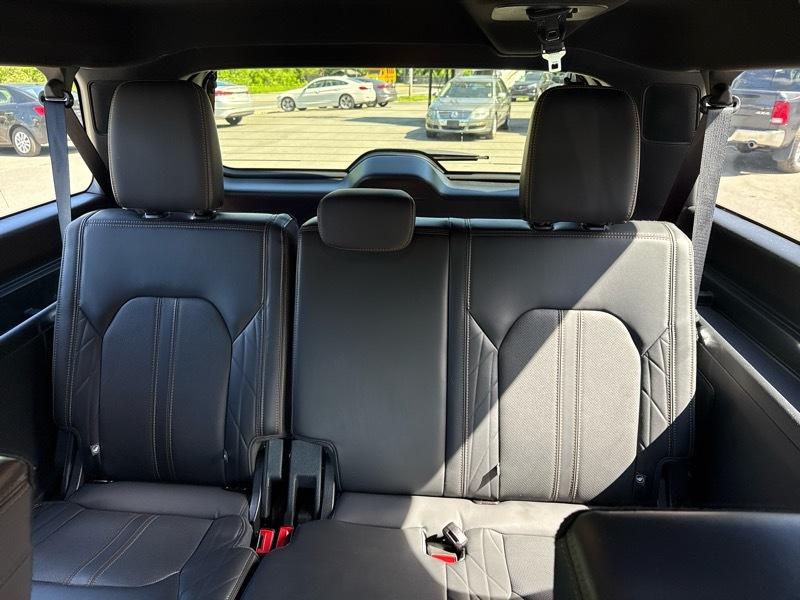 Ford Expedition MAX Platinum 4WD 2024