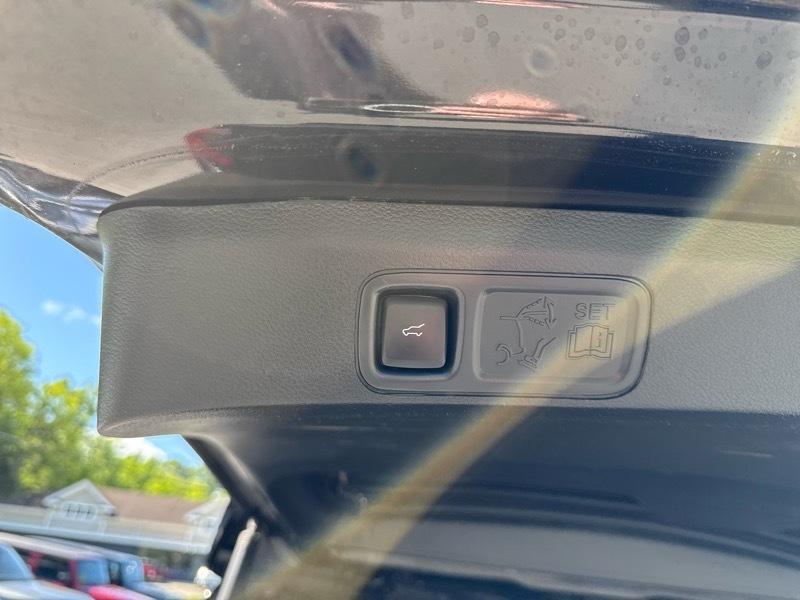 Ford Expedition MAX Platinum 4WD 2024
