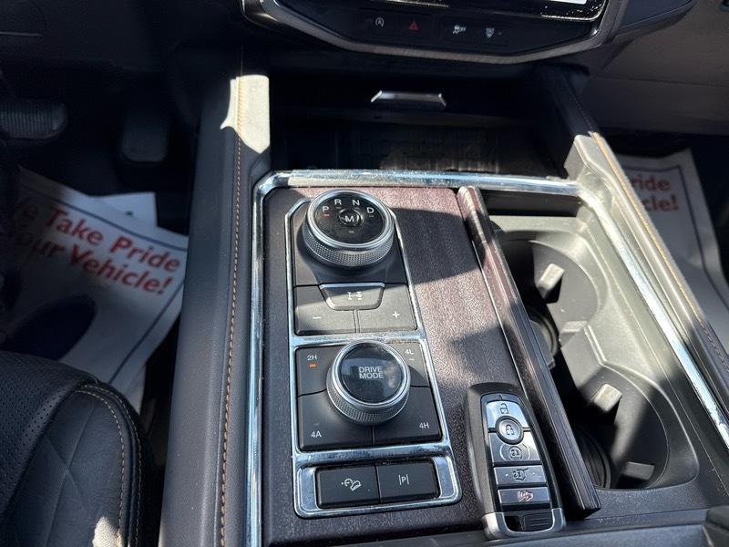 Ford Expedition MAX Platinum 4WD 2024