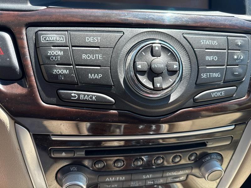 Nissan Pathfinder 4WD 4dr Platinum 2014