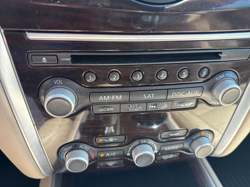 Nissan Pathfinder 4WD 4dr Platinum 2014