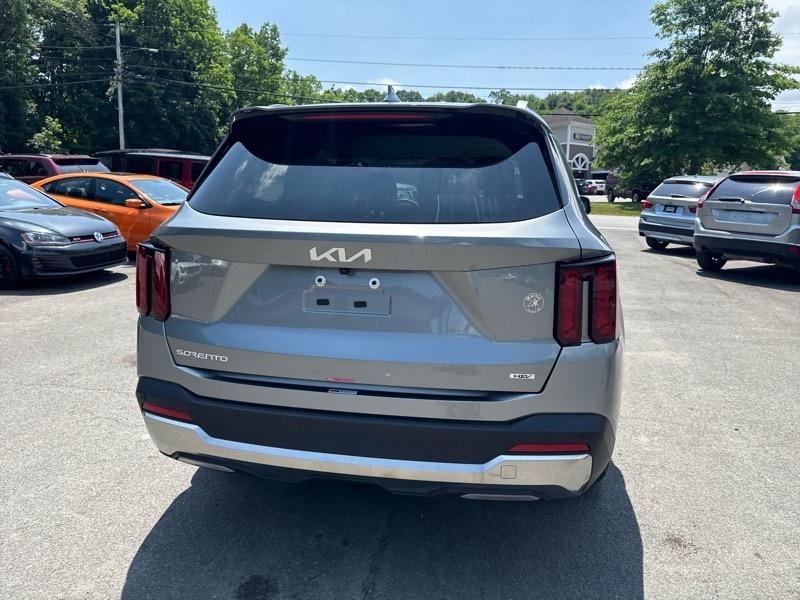 Kia Sorento Hybrid EX AWD 2025