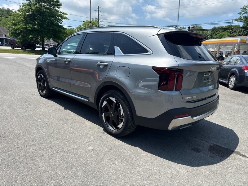 Kia Sorento Hybrid EX AWD 2025