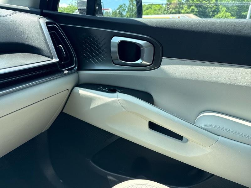 Kia Sorento Hybrid EX AWD 2025