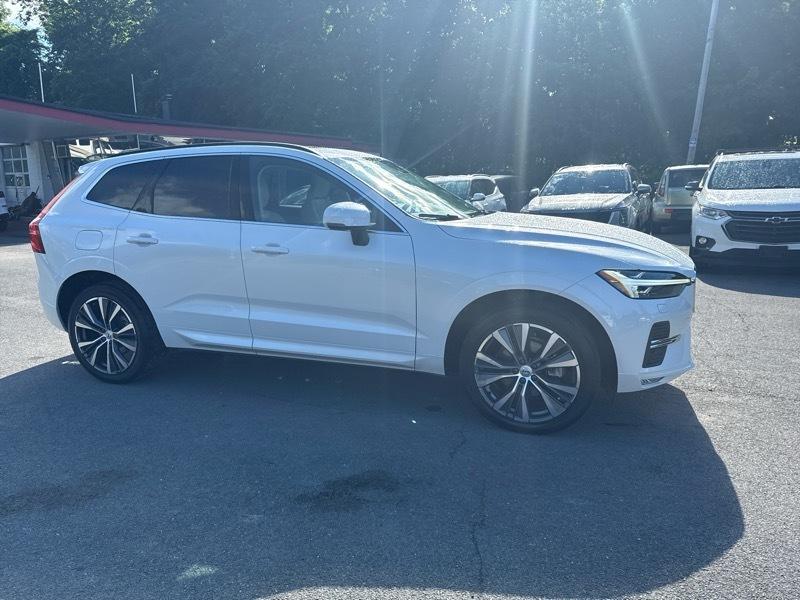 Volvo XC60 T8 Momentum Hybrid AWD 2022
