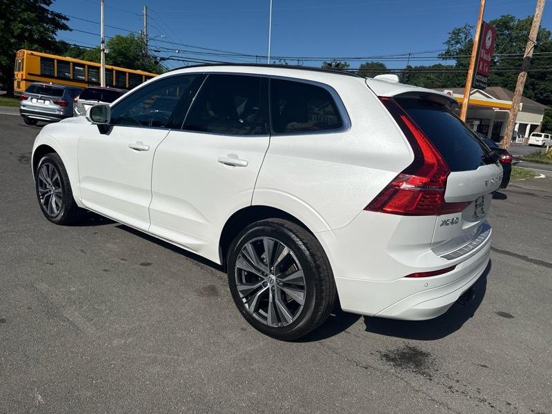Volvo XC60 T8 Momentum Hybrid AWD 2022