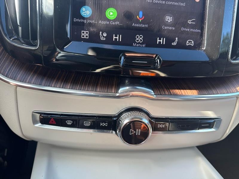 Volvo XC60 T8 Momentum Hybrid AWD 2022