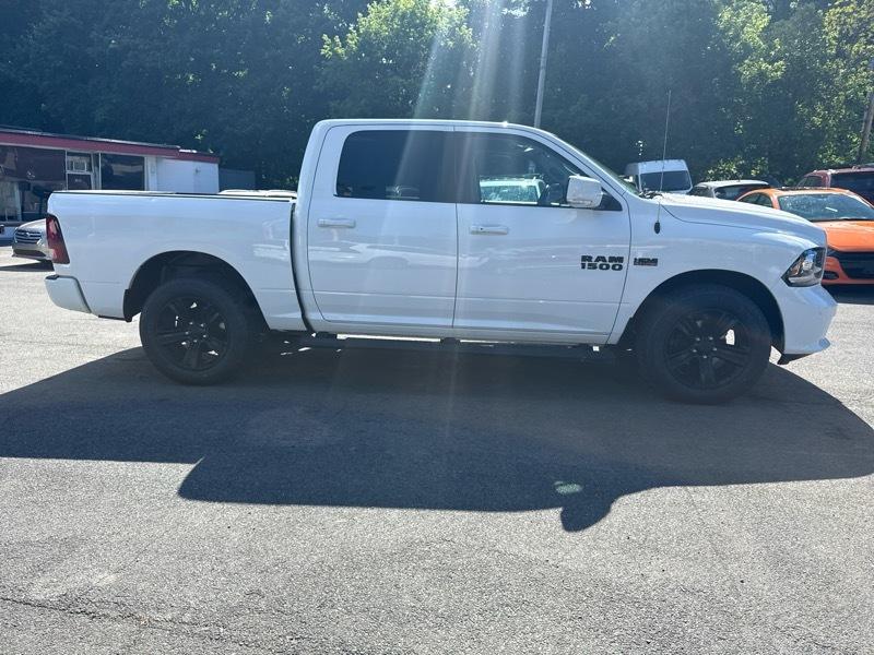 RAM 1500 Sport Crew Cab 4WD 2018