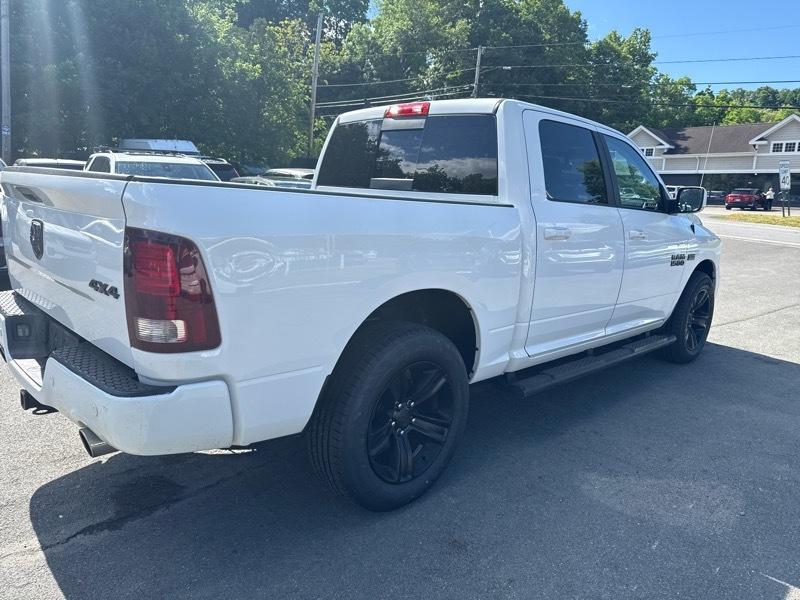 RAM 1500 Sport Crew Cab 4WD 2018