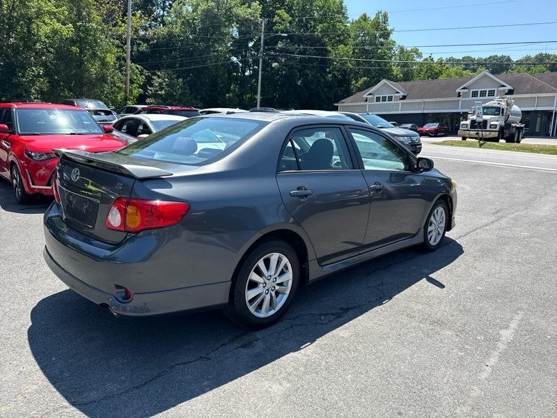 Toyota Corolla 4dr Sdn Auto (Natl) 2010
