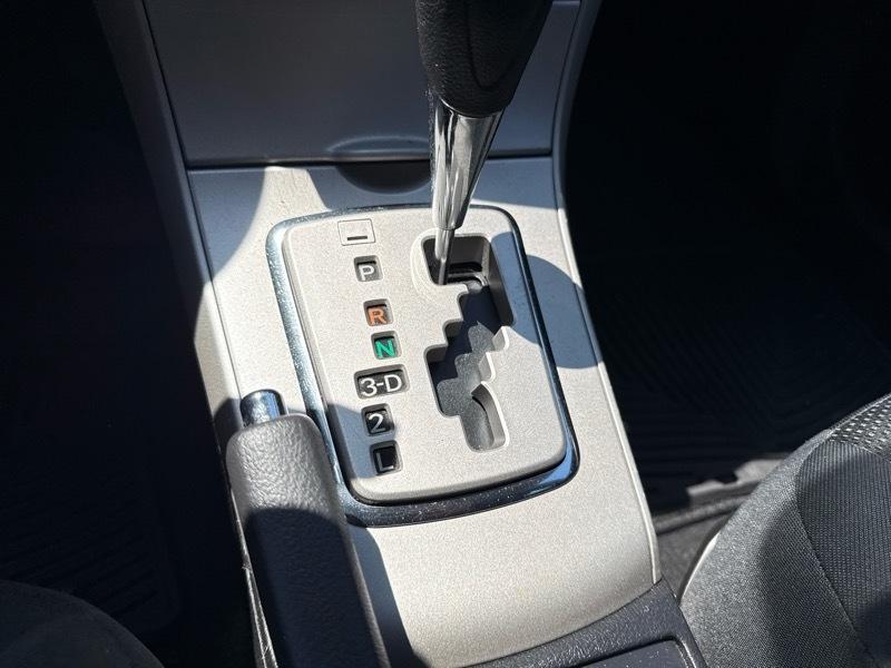 Toyota Corolla 4dr Sdn Auto (Natl) 2010