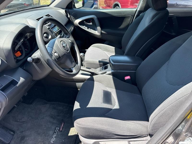 Toyota RAV4 Sport I4 4WD 2011