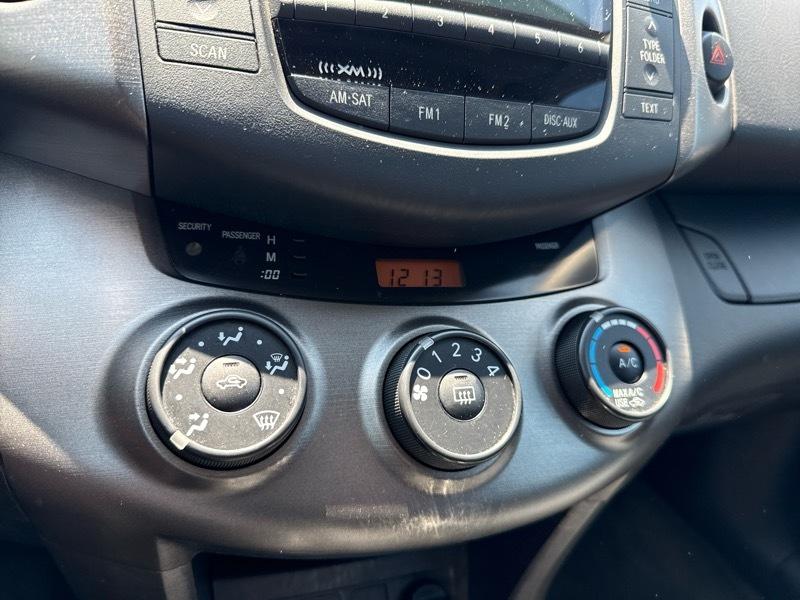 Toyota RAV4 Sport I4 4WD 2011