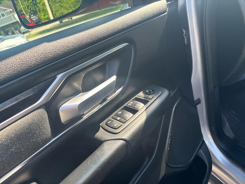 RAM 1500 Big Horn Crew Cab SWB 4WD 2019