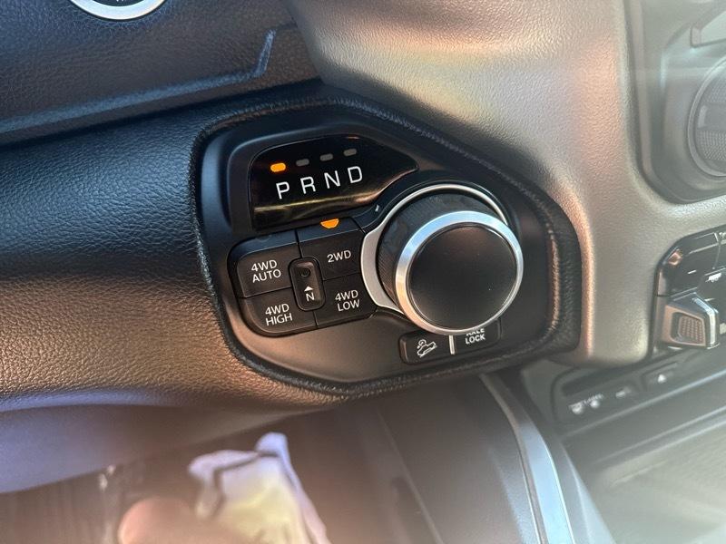 RAM 1500 Big Horn Crew Cab SWB 4WD 2019