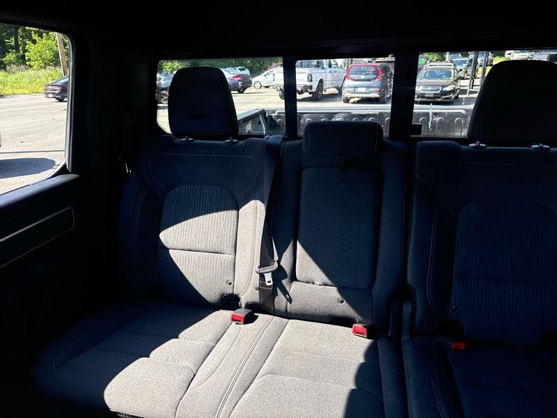 RAM 1500 Big Horn Crew Cab SWB 4WD 2019