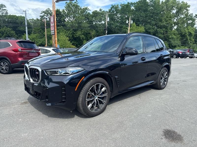 2024 BMW X5 M60i