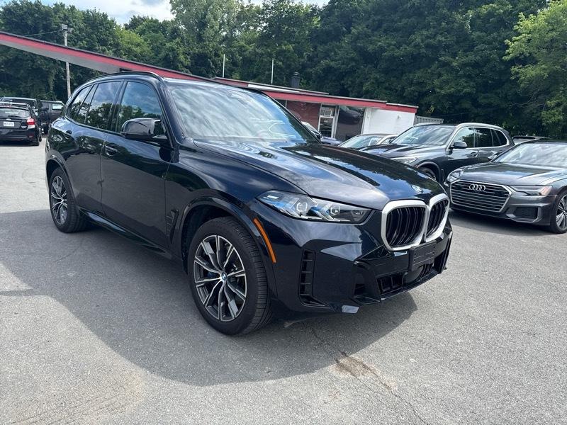 BMW X5 M60i 2024