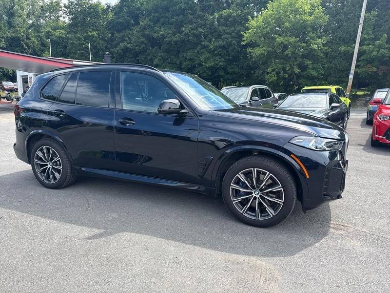 BMW X5 M60i 2024