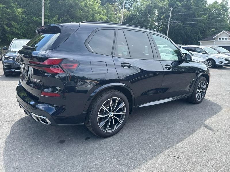 BMW X5 M60i 2024