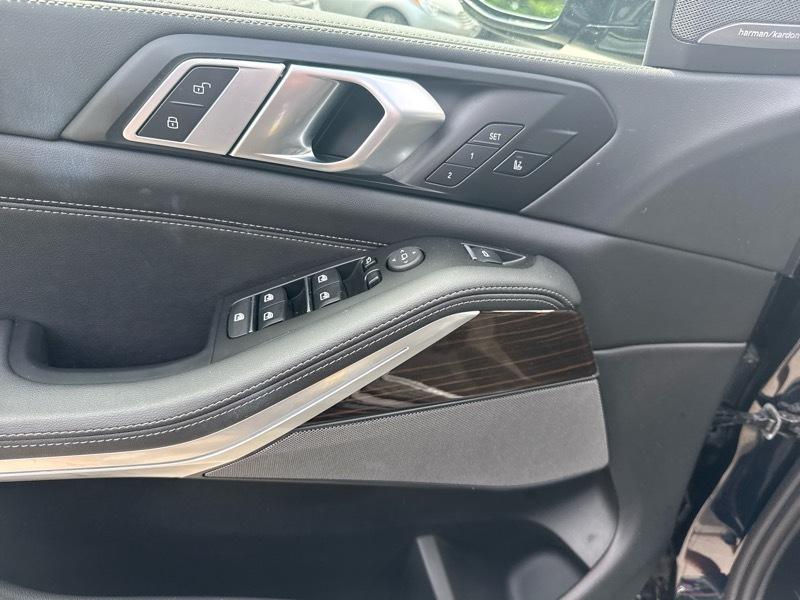 BMW X5 M60i 2024