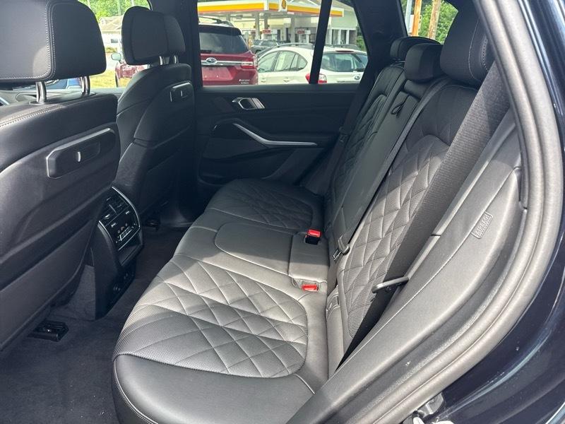 BMW X5 M60i 2024