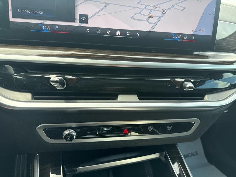 BMW X5 M60i 2024