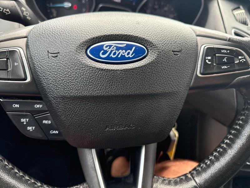 Ford Focus SE Hatch 2016