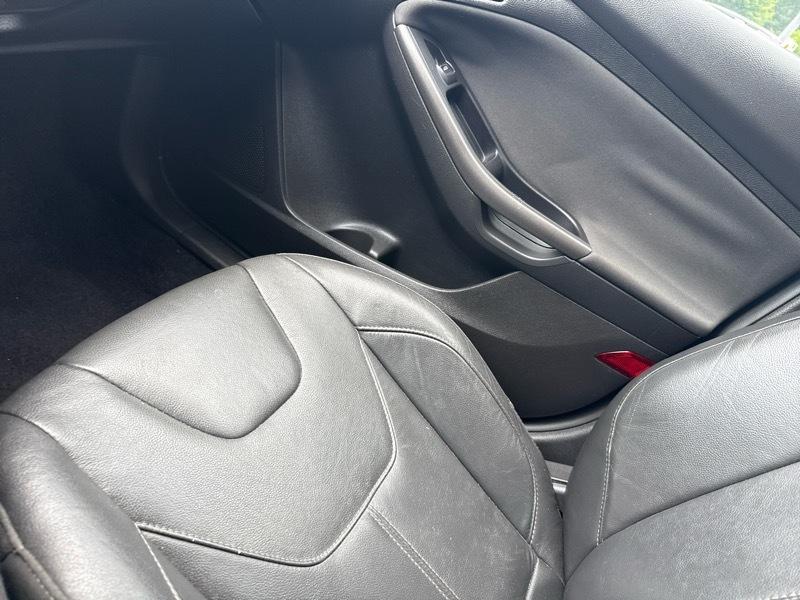 Ford Focus SE Hatch 2016