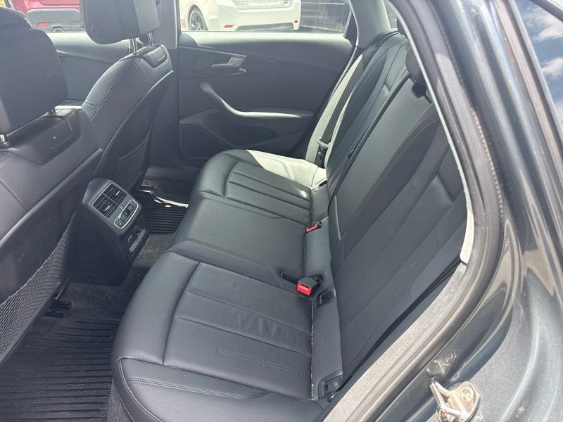 Audi A4 2.0 TFSI Premium Plus quattro 7A 2019