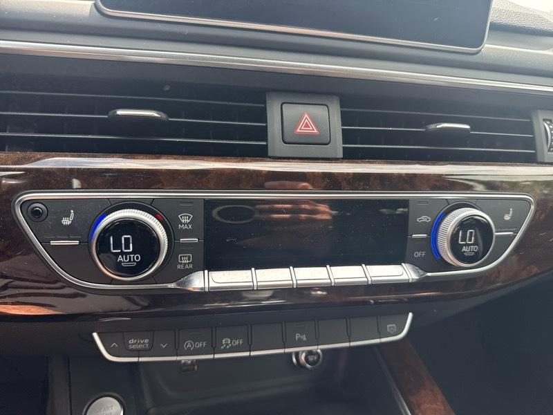 Audi A4 2.0 TFSI Premium Plus quattro 7A 2019