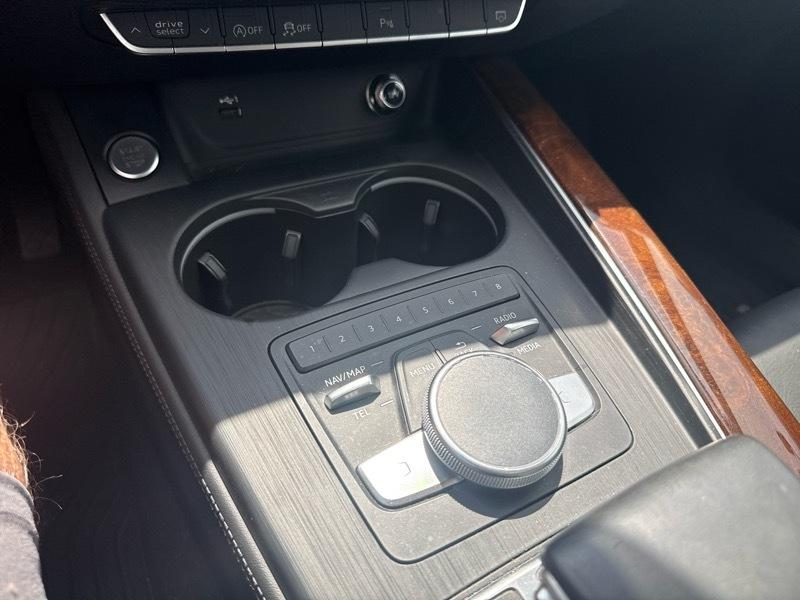 Audi A4 2.0 TFSI Premium Plus quattro 7A 2019