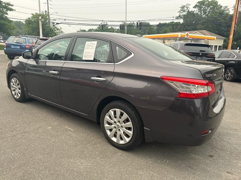 Nissan Sentra 4-Door Sedan 2015