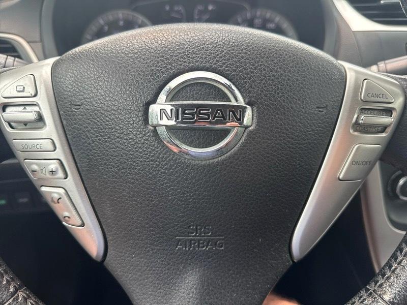 Nissan Sentra 4-Door Sedan 2015