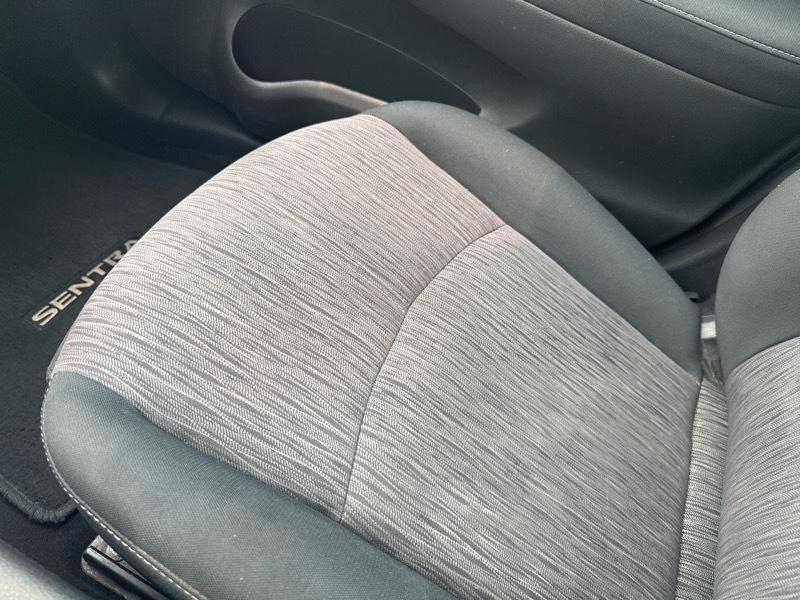Nissan Sentra 4-Door Sedan 2015