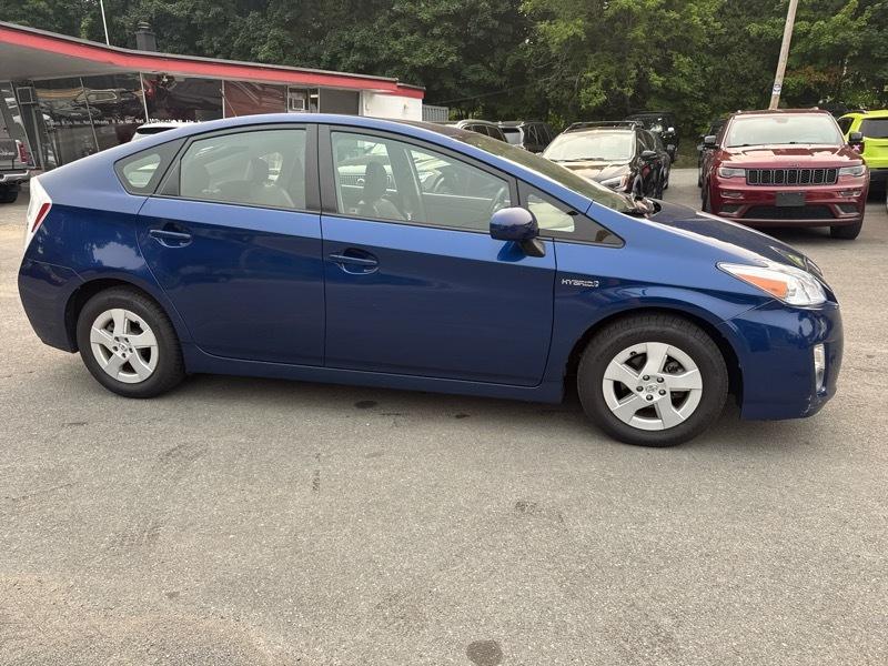 Toyota Prius Prius V 2010