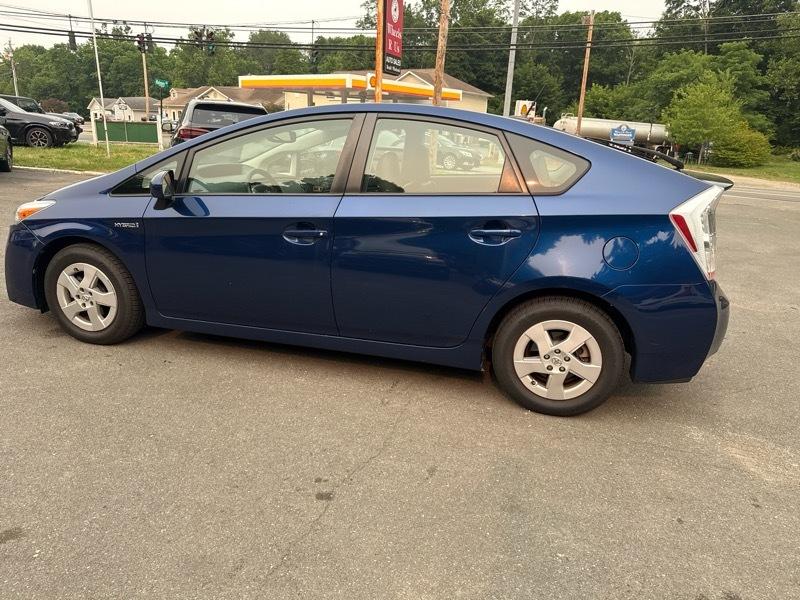 Toyota Prius Prius V 2010