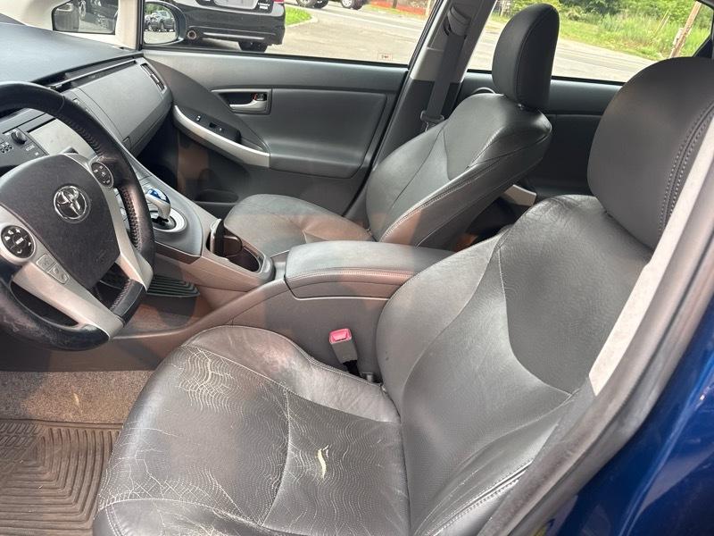 Toyota Prius Prius V 2010