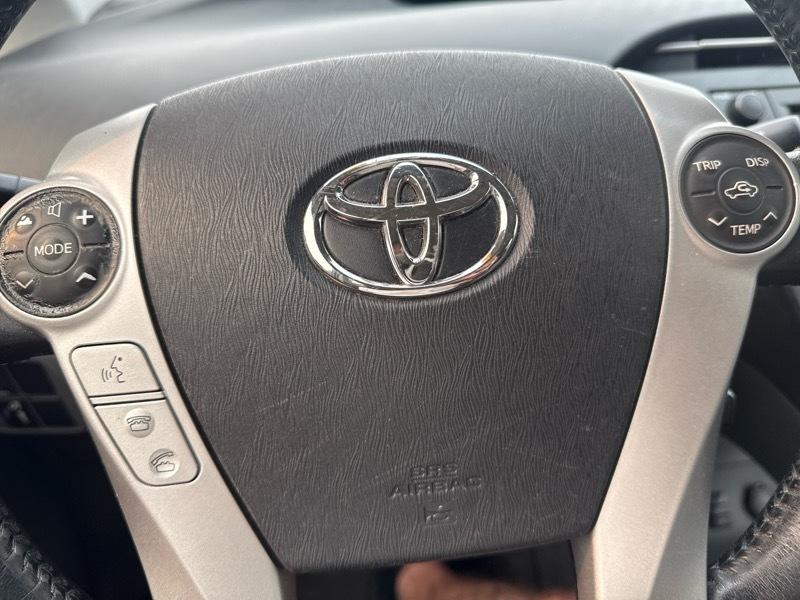 Toyota Prius Prius V 2010