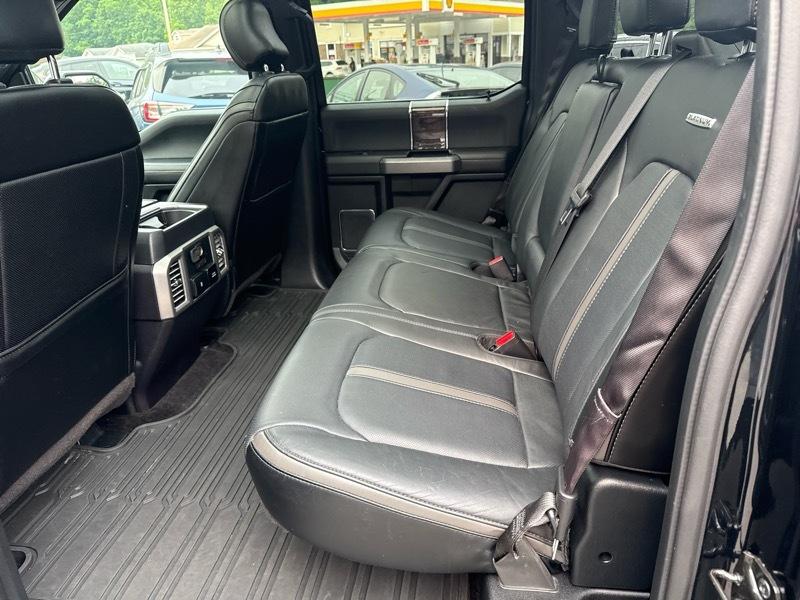 Ford F-150 4WD SuperCrew 145" Platinum 2017