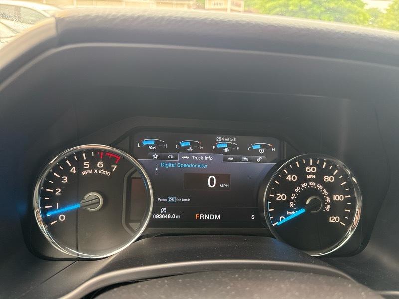 Ford F-150 4WD SuperCrew 145" Platinum 2017